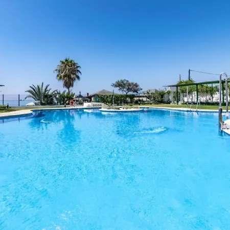 Apartamento Cable Beach Con Maravillosas Vistas マルベーリャ