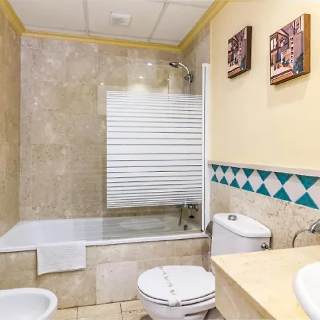 Apartamento Cable Beach Con Maravillosas Vistas アパート マルベーリャ